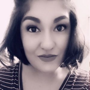 Meet your Posher, Noemi